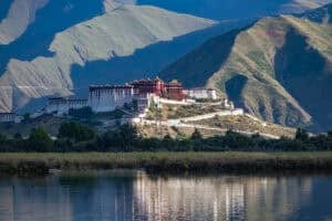 Tibet between East and West