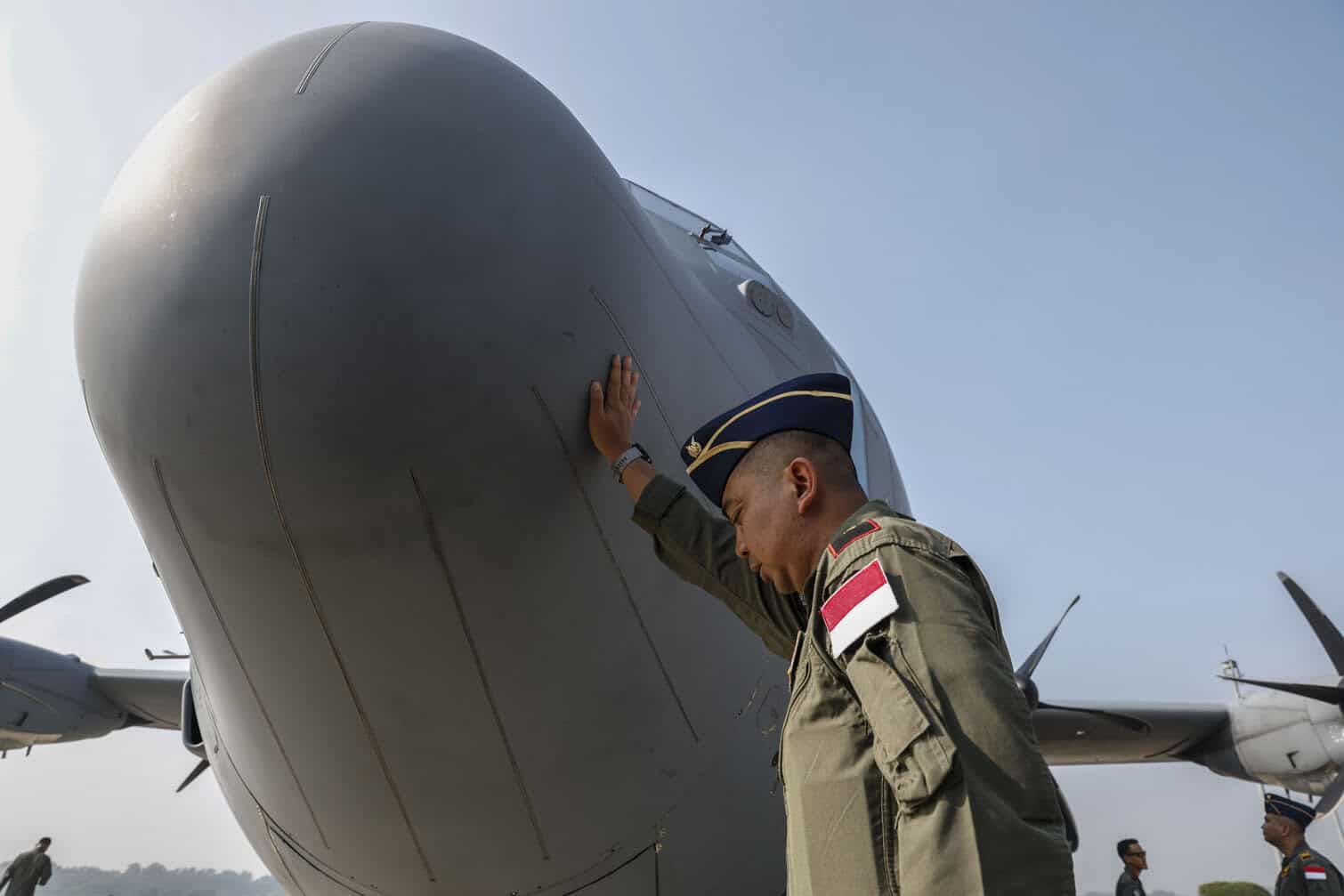 Deployment of humanitarian aid for people in Gaza
