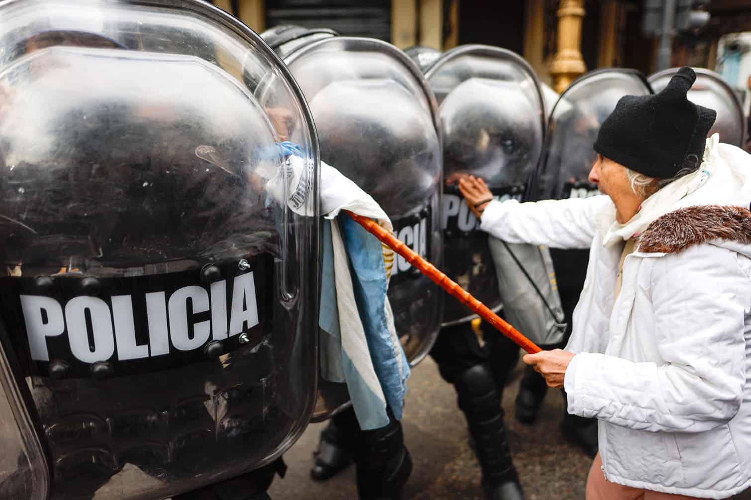Argentinians protests against Milei in Buenos Aires