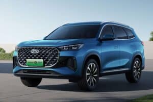 Chery prices Tiggo 8 CSH in South Africa