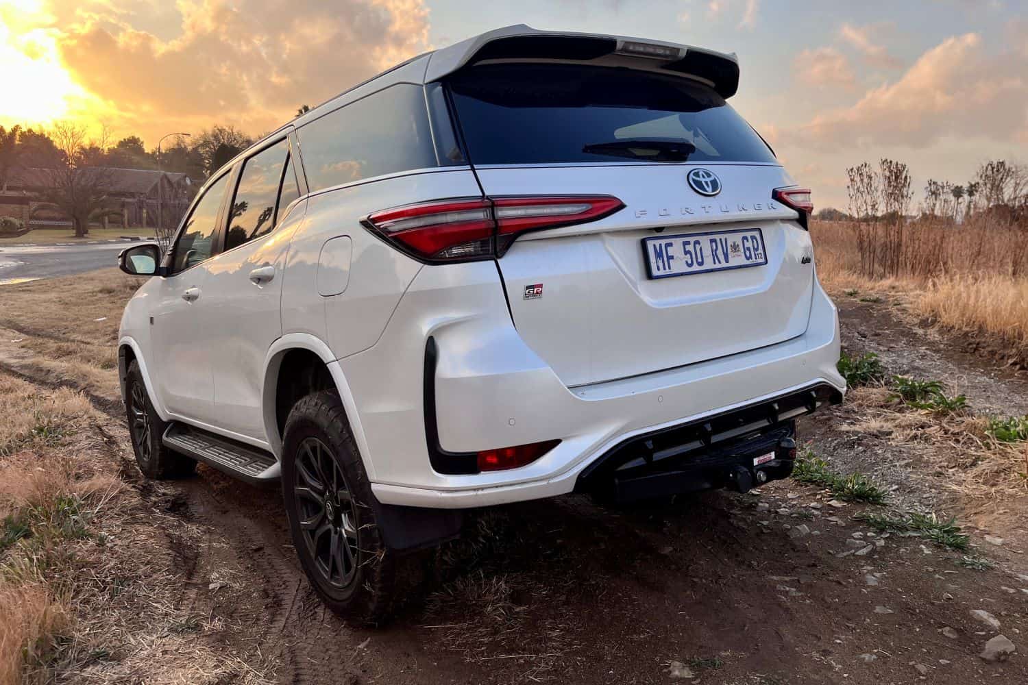 Toyota Fortuner GR-S