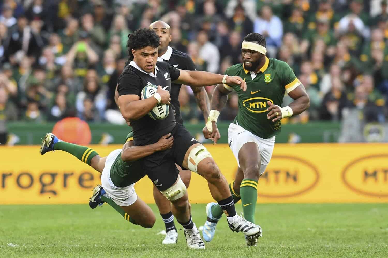 All Blacks loose forward Wallace Sititi