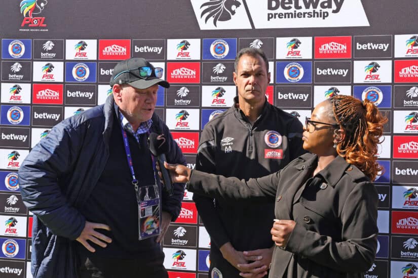 Siwelele axe CEO Matthews and assistant coach Arendse