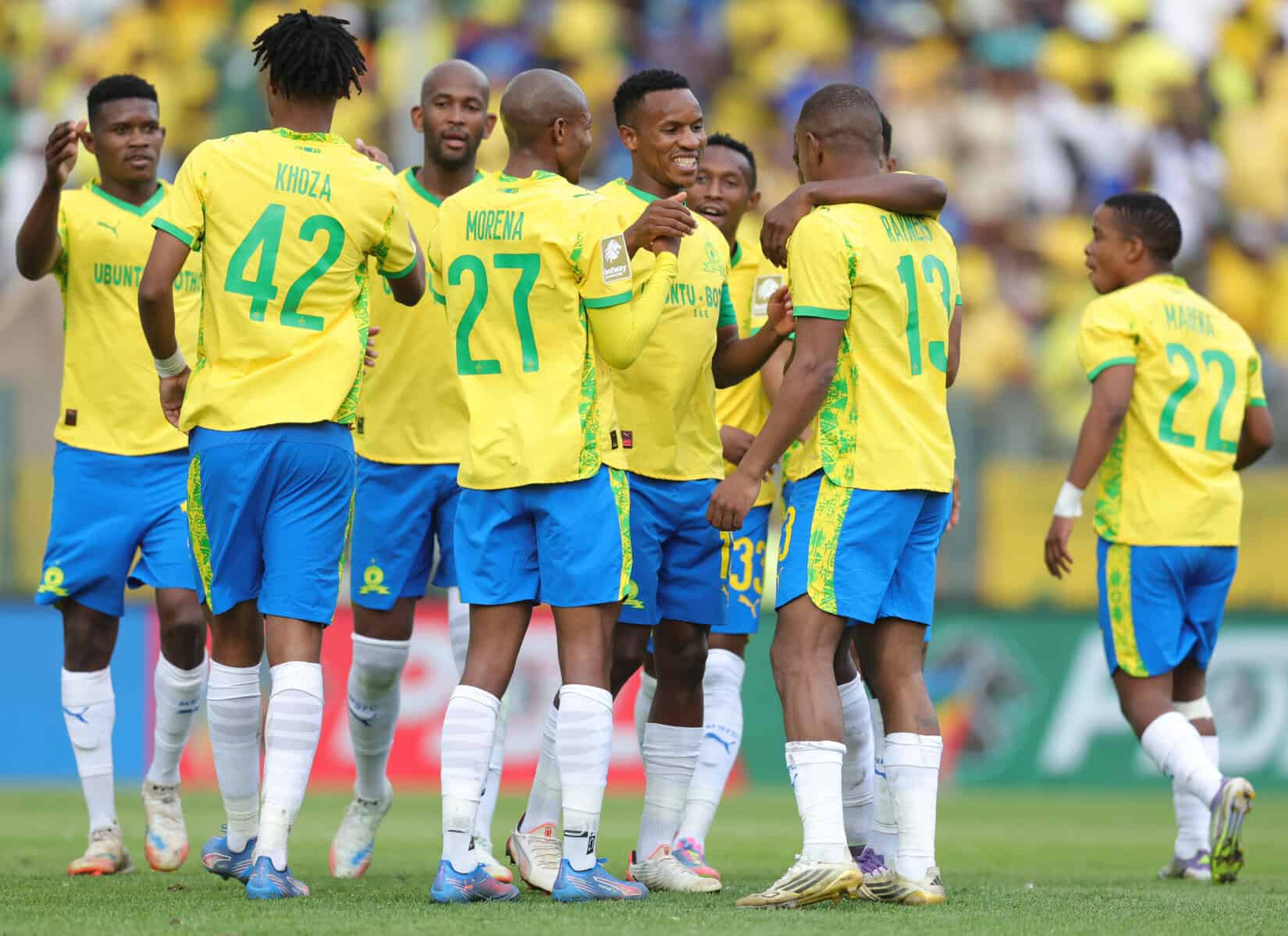 Mamelodi Sundowns cruise past 10-Man Magesi to go top