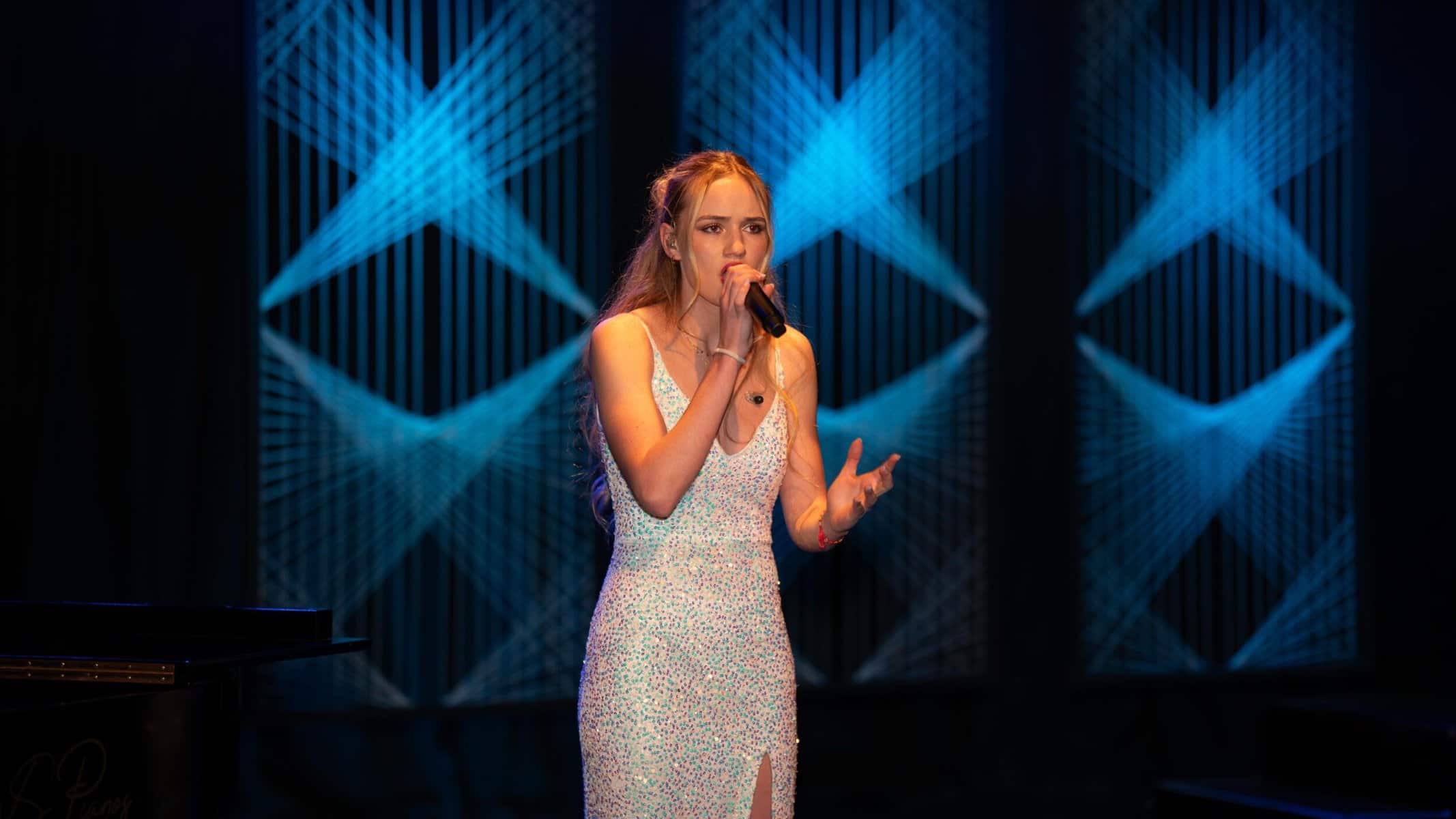 Forget TikTok and meet the Gen Z teen who sings with her dad