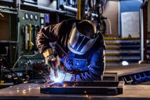 Manufacturer confidence drops to lowest level in a year and a half