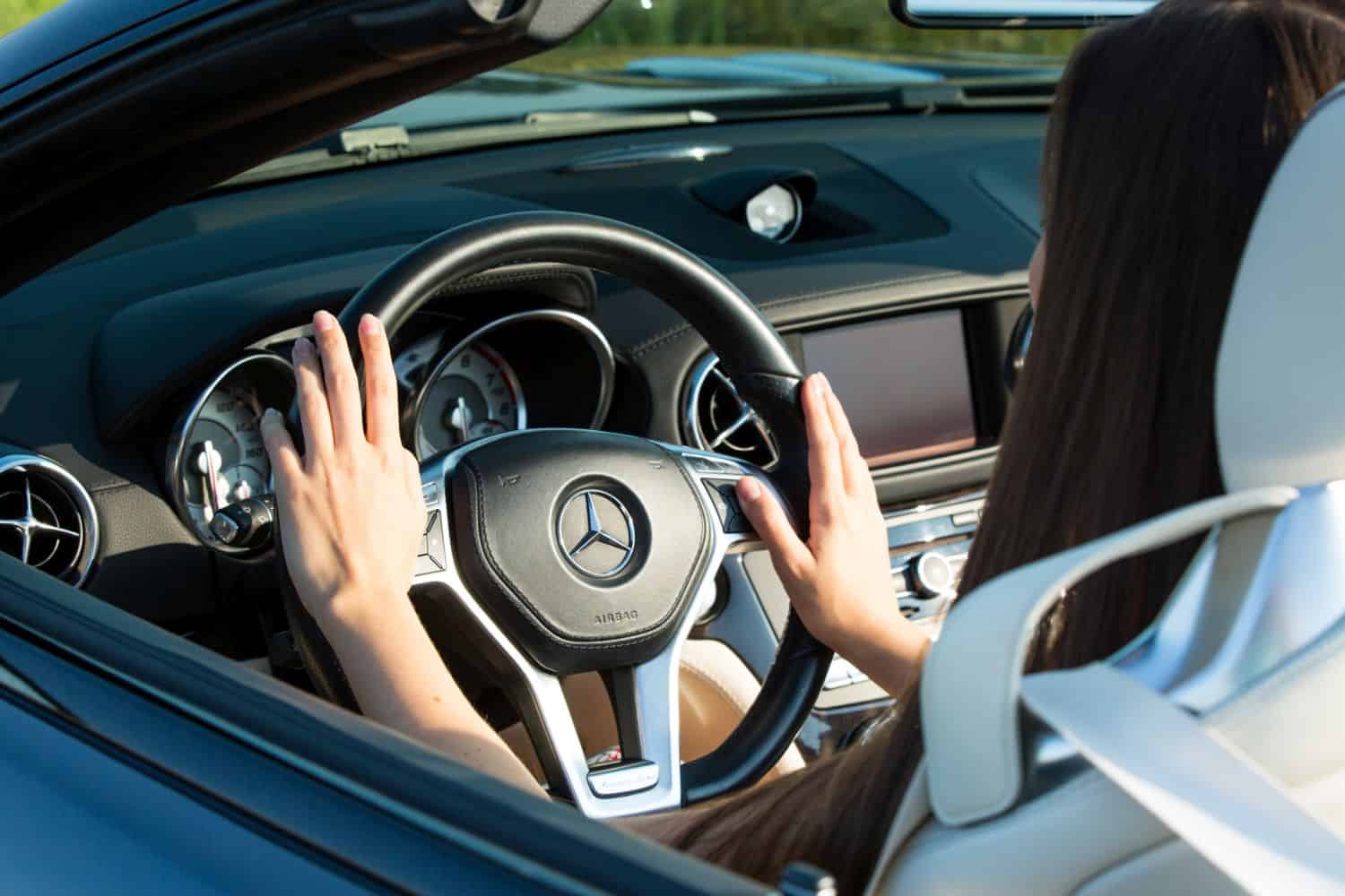 Mercedes-Benz recalls 102 cars due to steering wheel issue