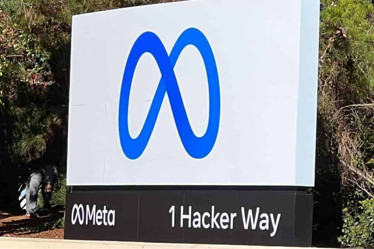 Singapore gives Meta deadline to curb govt impersonator scams