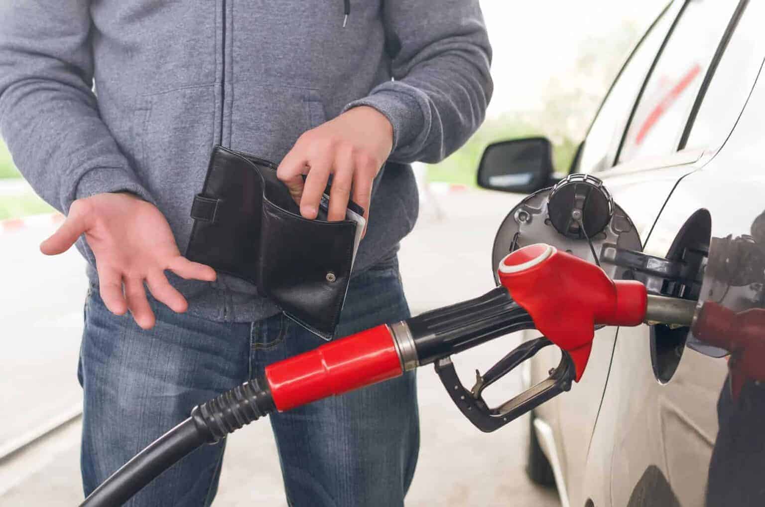 JUST IN: Petrol goes up, diesel down from Wednesday, this is how much you'll pay