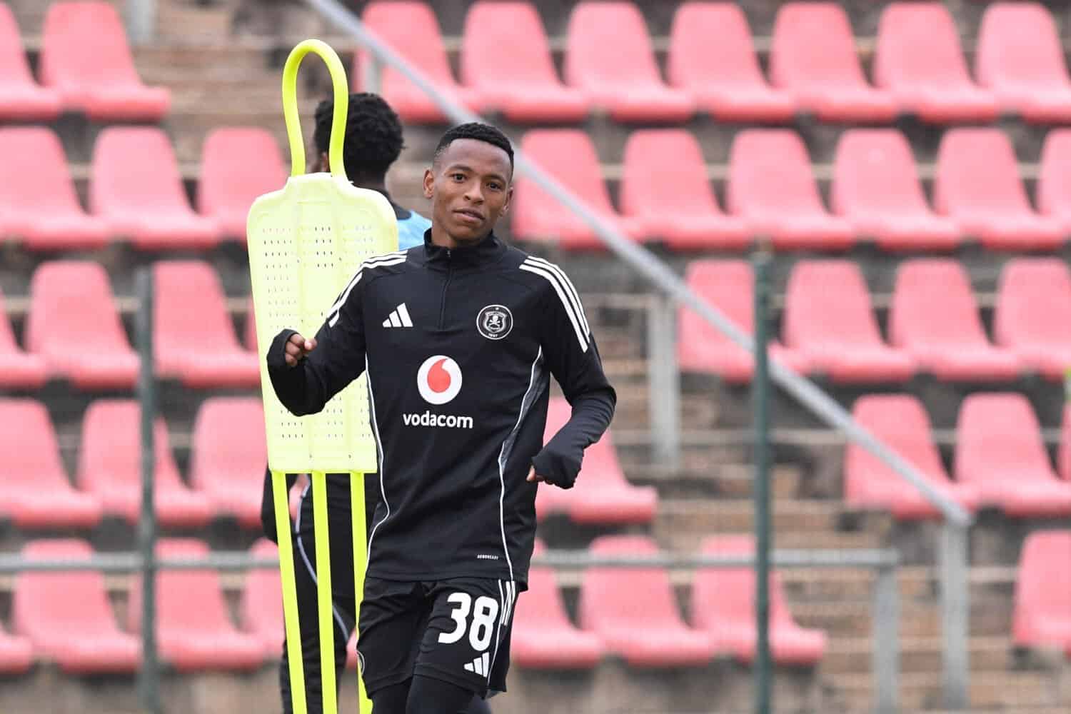 Pirates give update on Mofokeng ahead of Galaxy clash