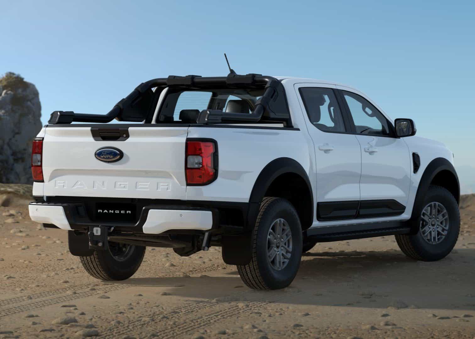 Ford hands black styling applique to Ranger XLT and Everest Sport