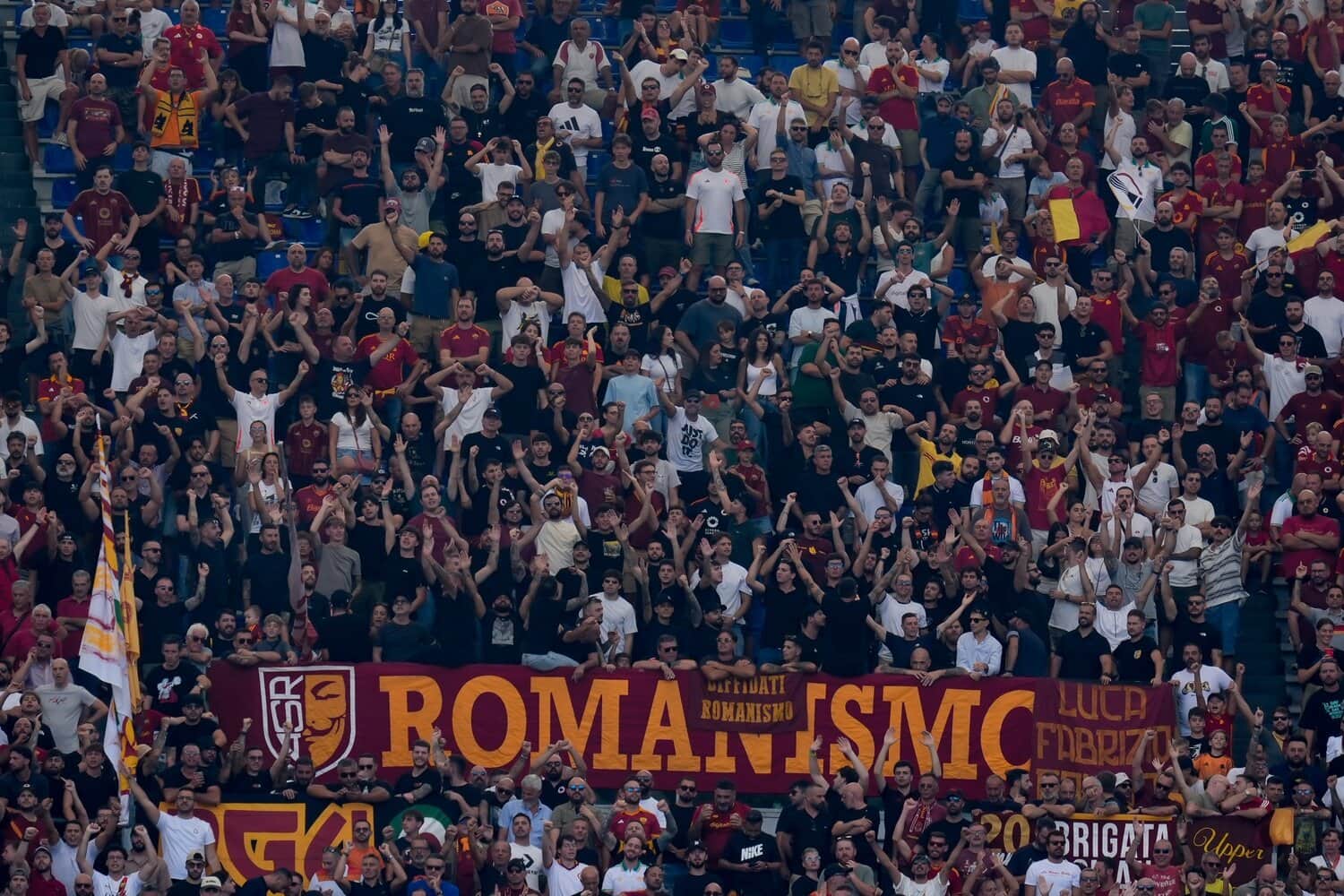 Roma fans