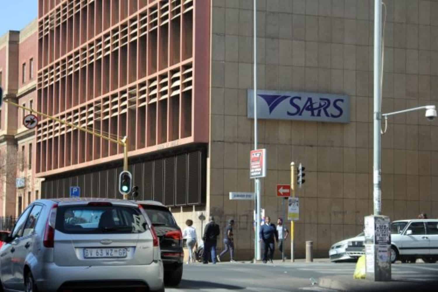 Taxpayers and Sars tax law changes