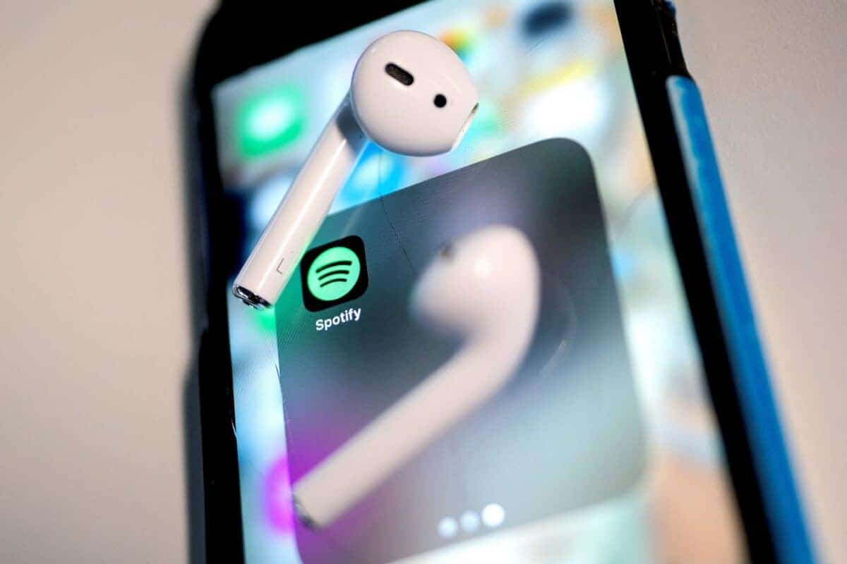 Spotify pushes AI transparency with new music labelling rules