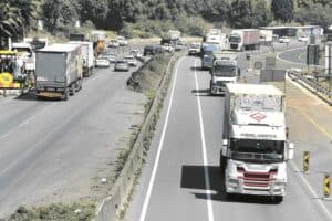Police on alert as threats of truck violence looms in Gqeberha