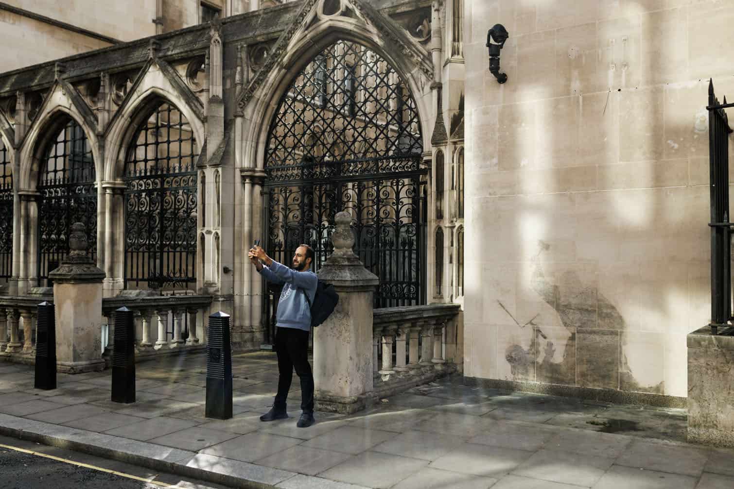 Banksy Mural Removed From The Royal Courts Of Justice