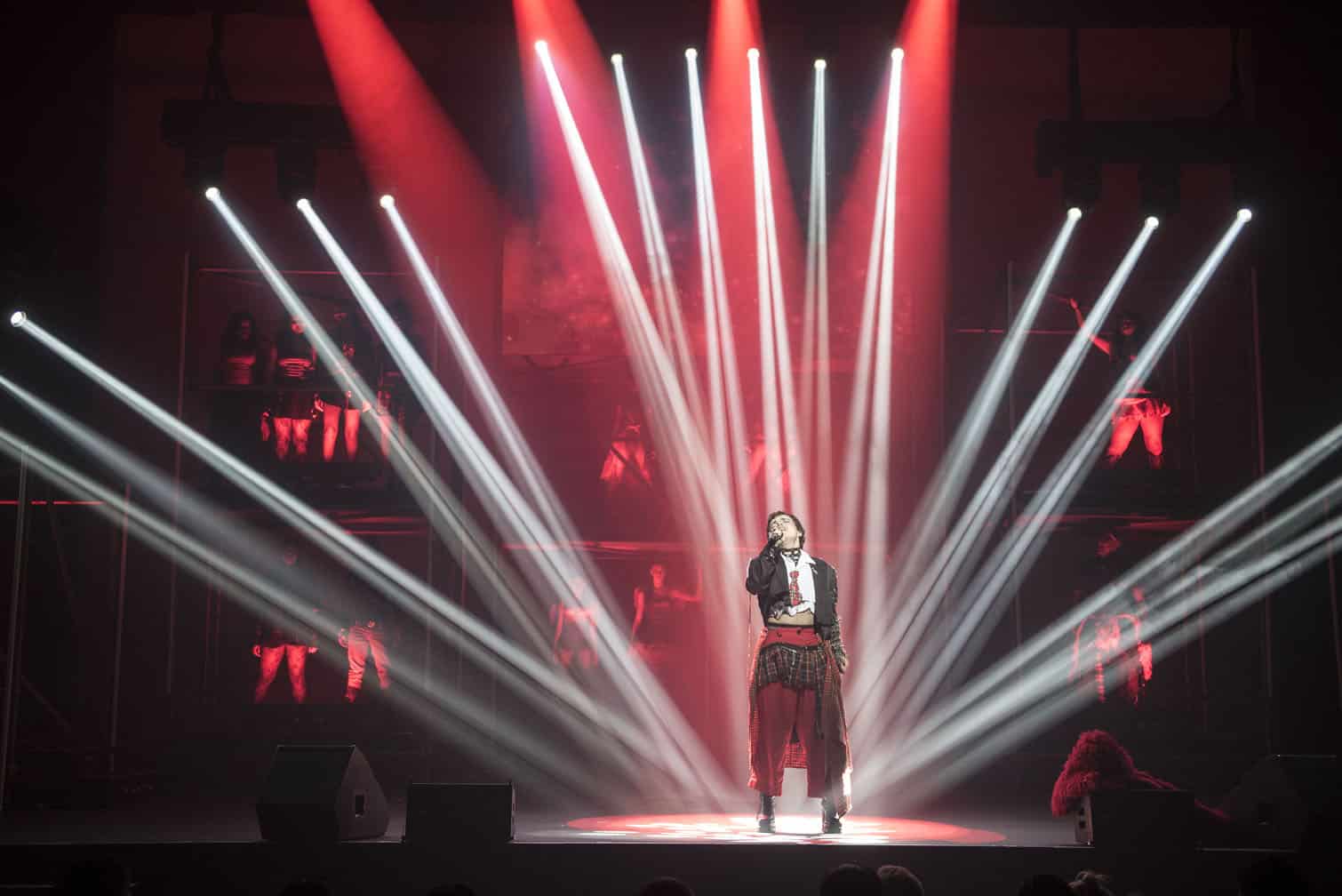 Yahto Kraft performs in Born To Perform