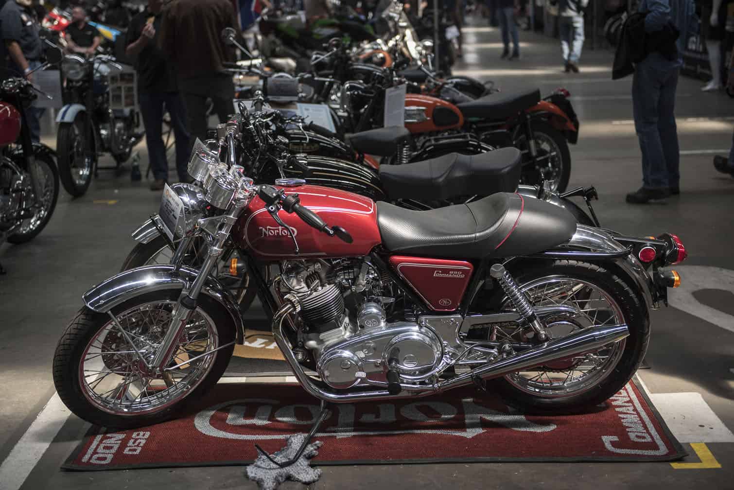 1000 bike show featuring classic motorcycles