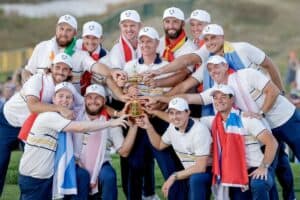 Boorish crowd spoils Ryder Cup