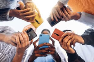 Digital media is dumbing us down