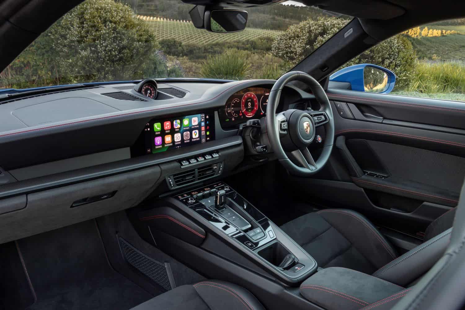 Porsche 911 GTS