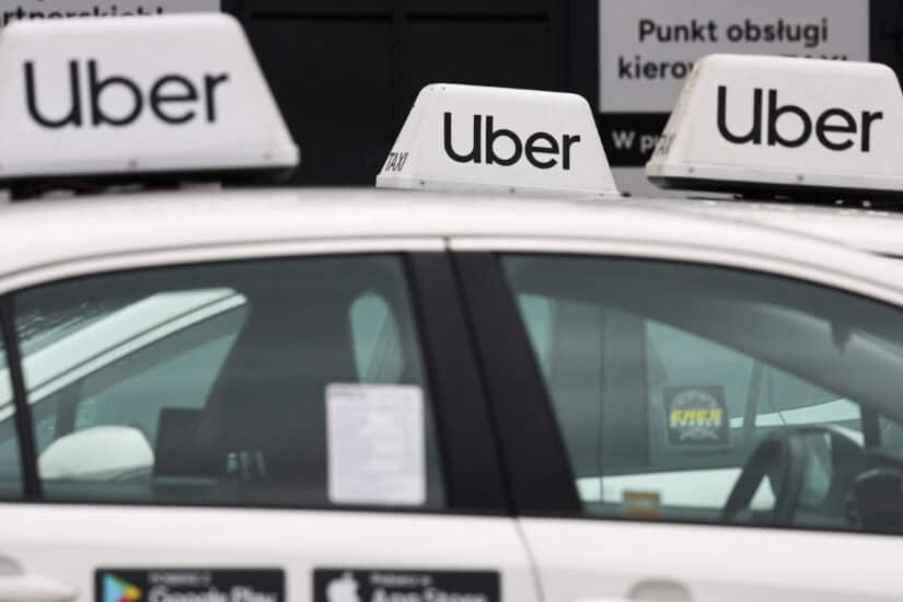 Hong Kong passes law to regulate online ride-hailing platforms
