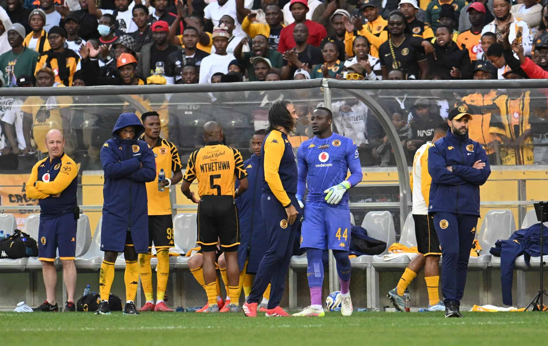 Opinion: Leadership void threatens to undo Chiefs’ promising start