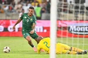 Former Bafana striker names his top three for Broos’ World Cup squad