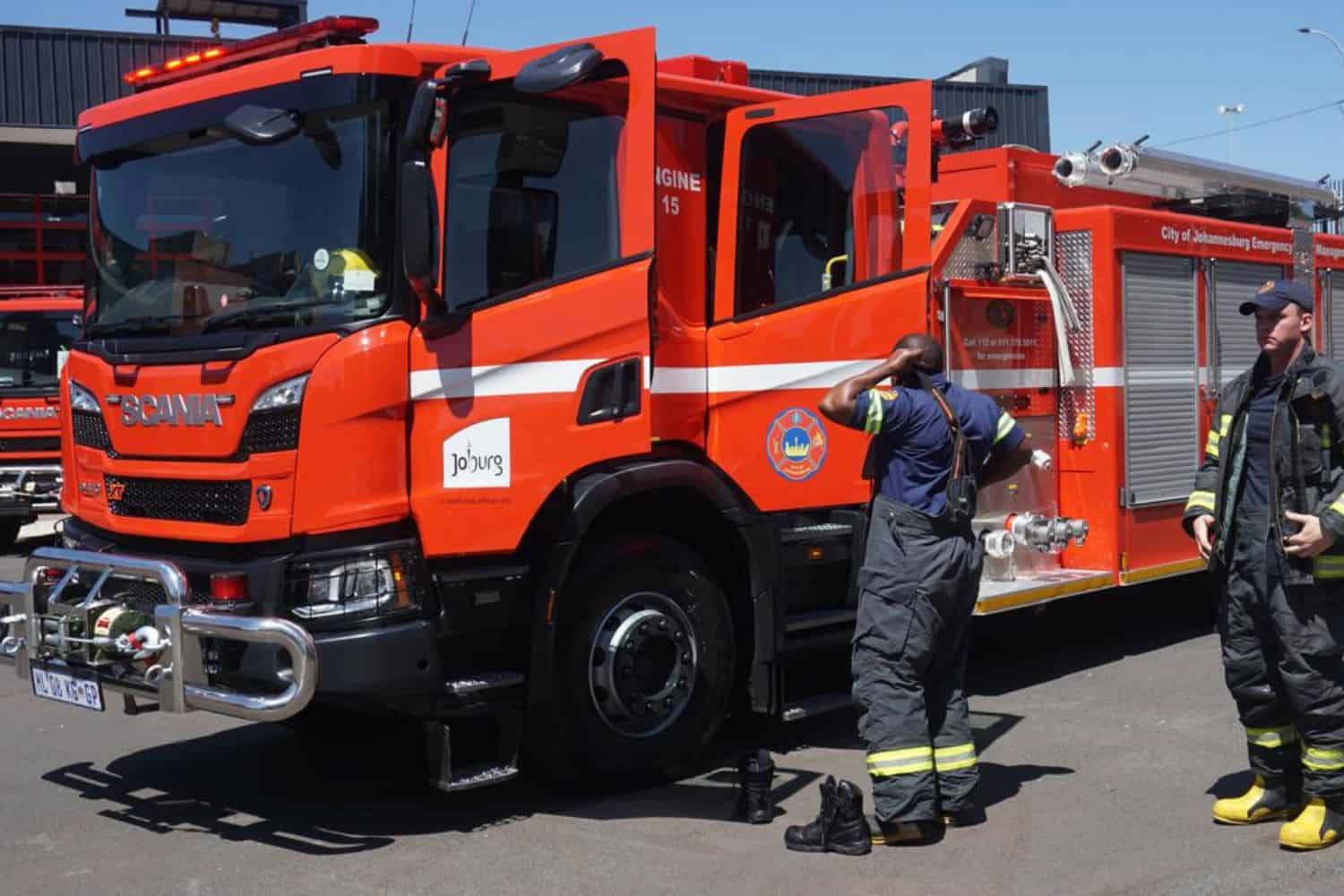 Soweto informal residents attack new fire engine and firefighters