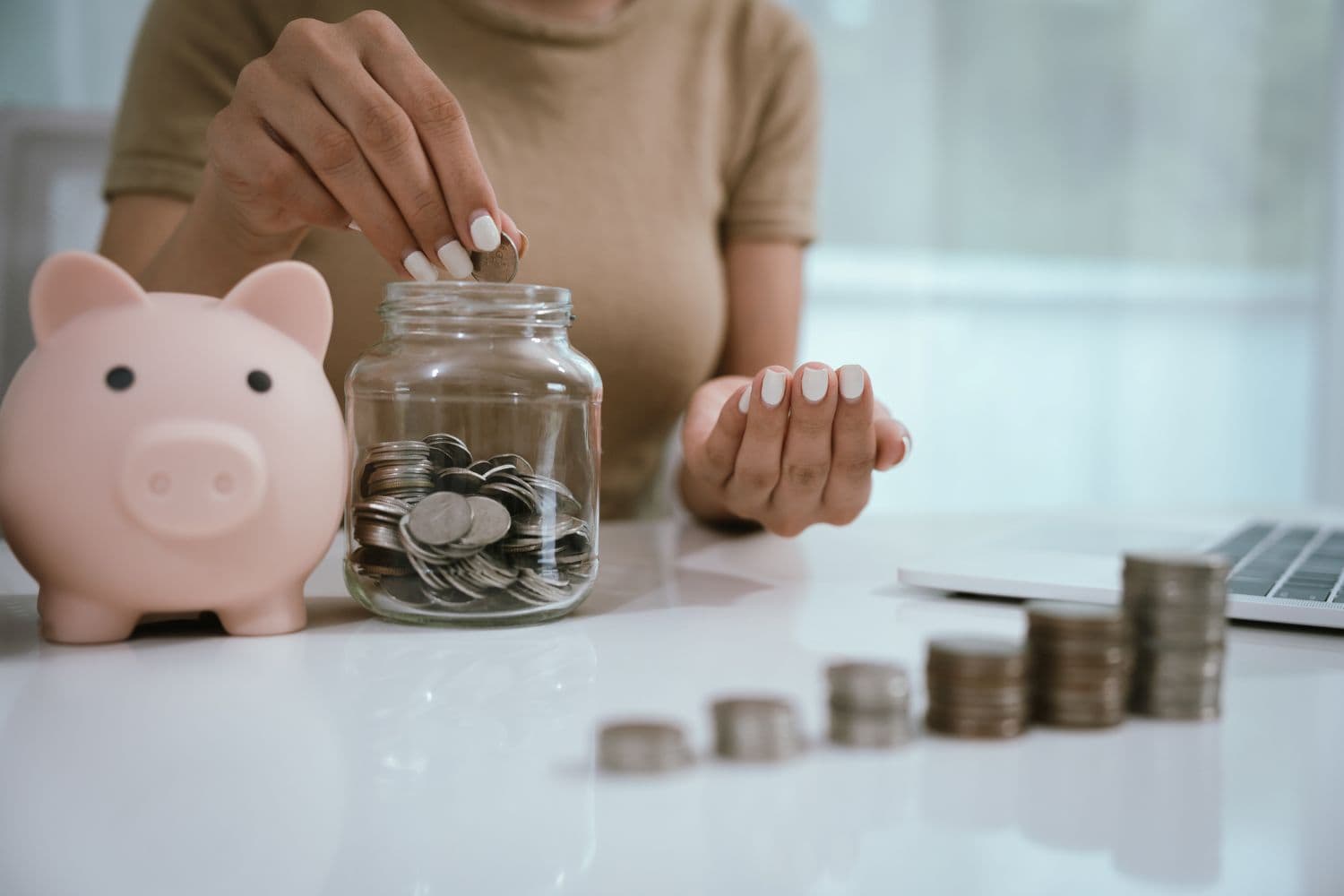Gen Z Millenials and money