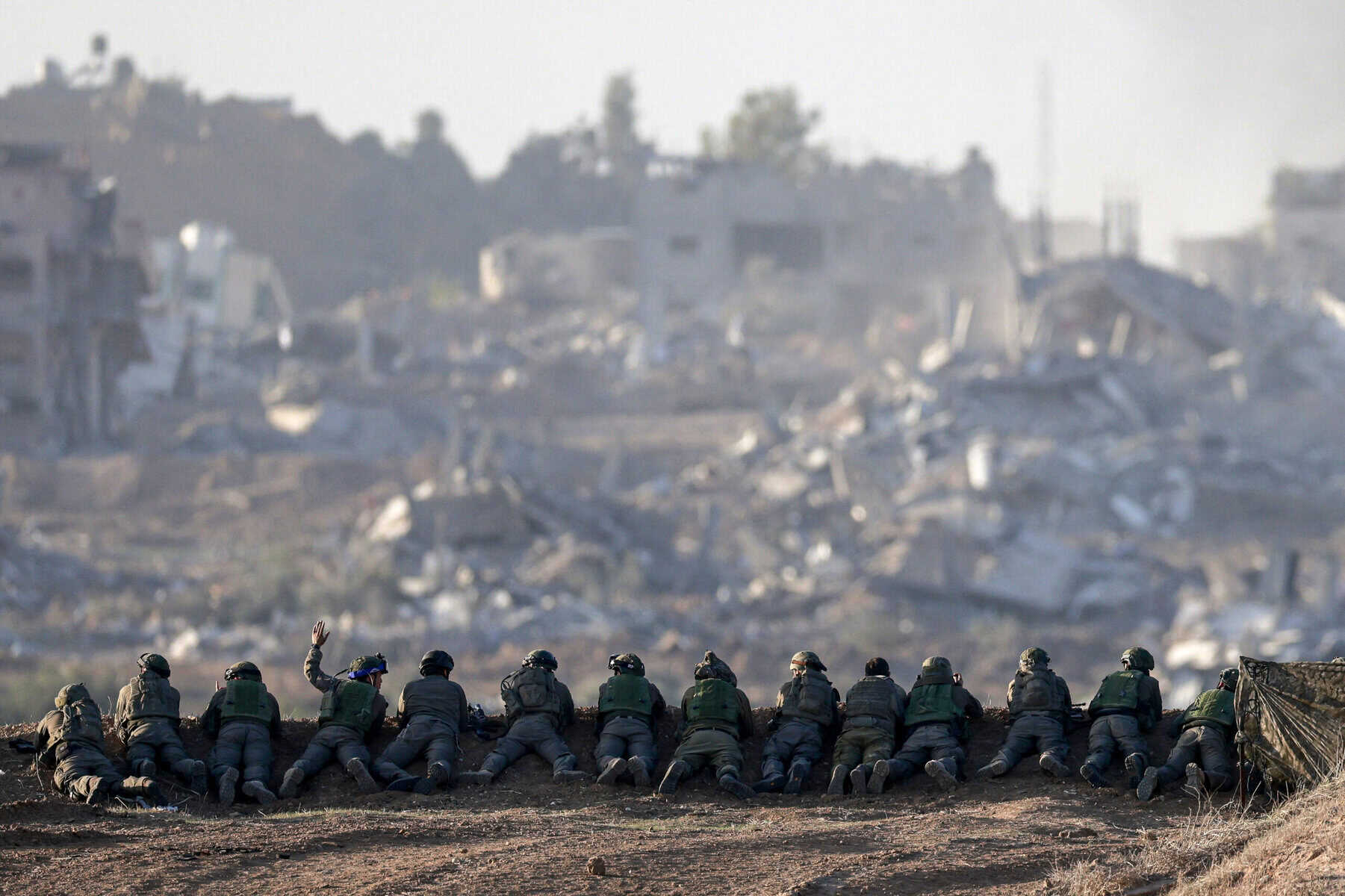 Israel, Hamas due in Egypt for ceasefire talks