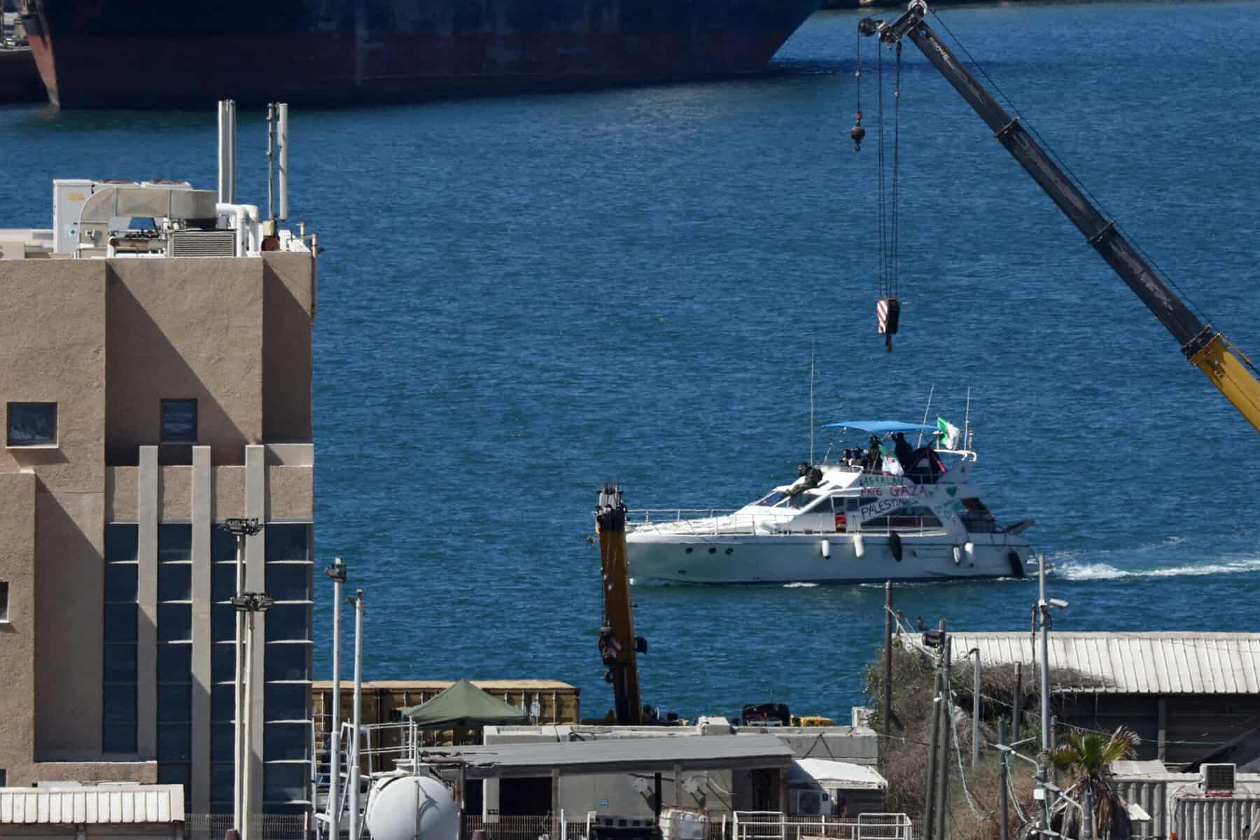 Israel to deport Gaza flotilla activists