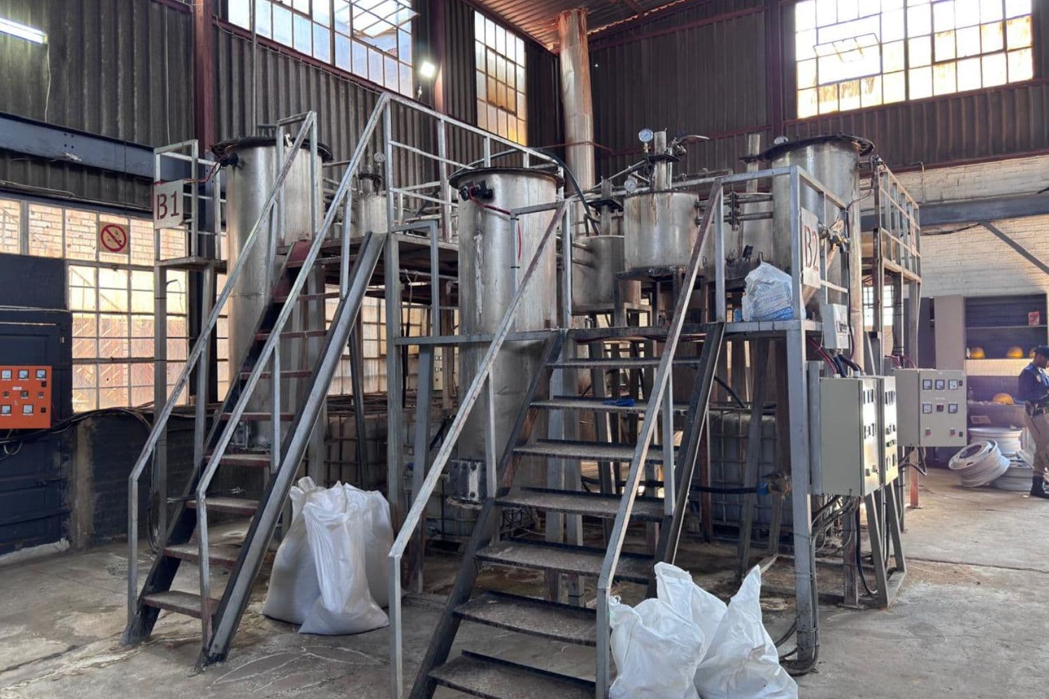 JMPD and Hawks bust illegal gold refinery in Booysens, Joburg