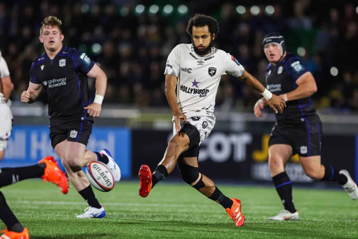 Sharks scrumhalf Jaden Hendrikse