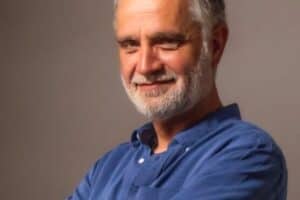 Van Loggerenberg back at Sars