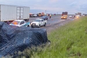 Eight killed in N3 minibus taxi and truck horror accident