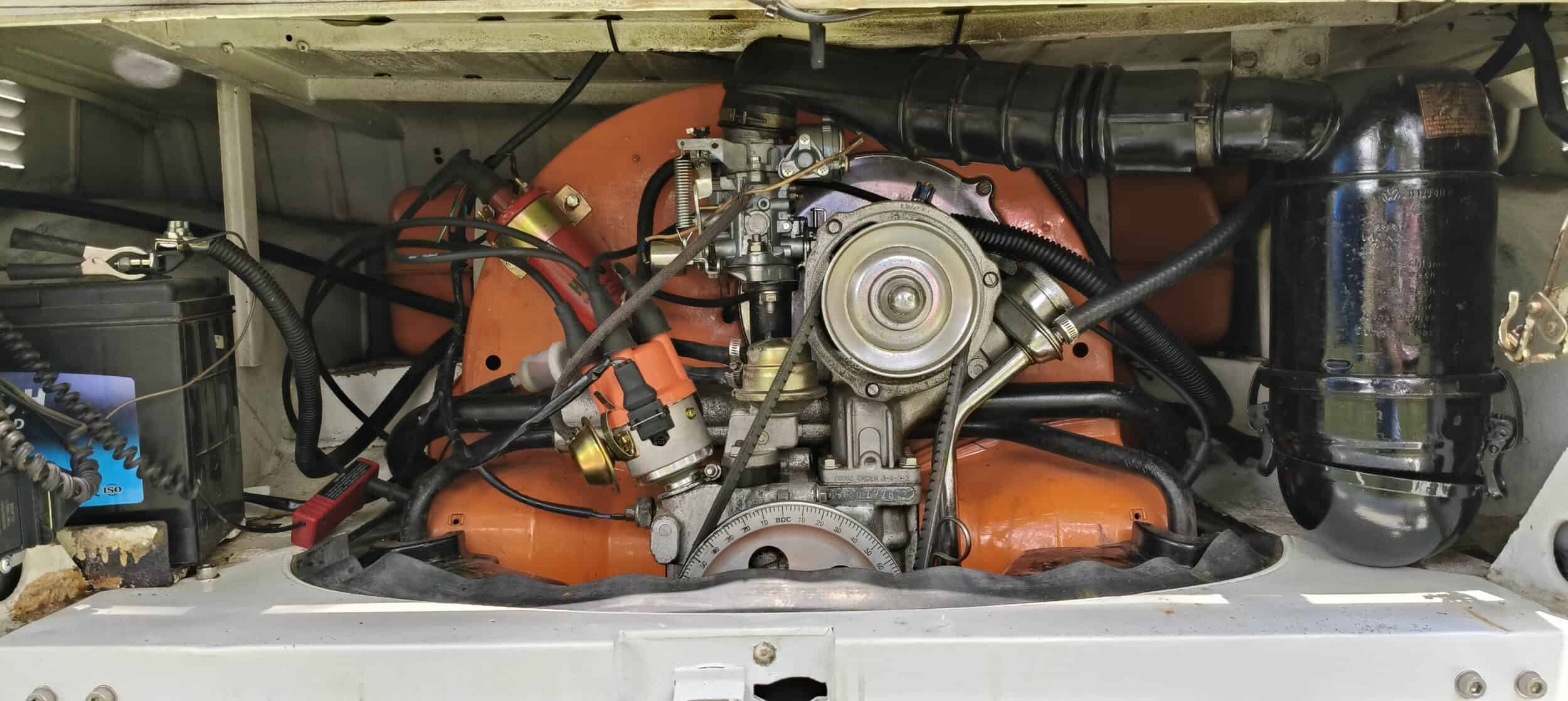 A T2 engine colour coded