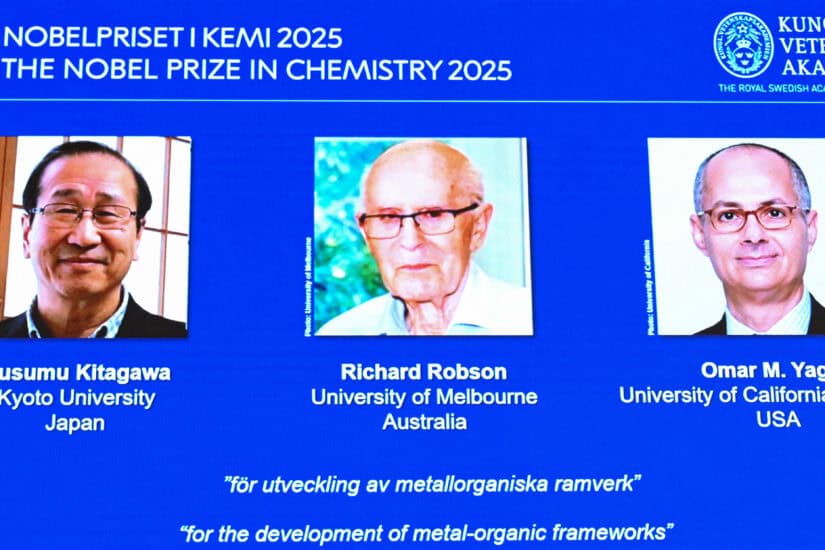 Trio wins chemistry Nobel for new form of molecular architecture