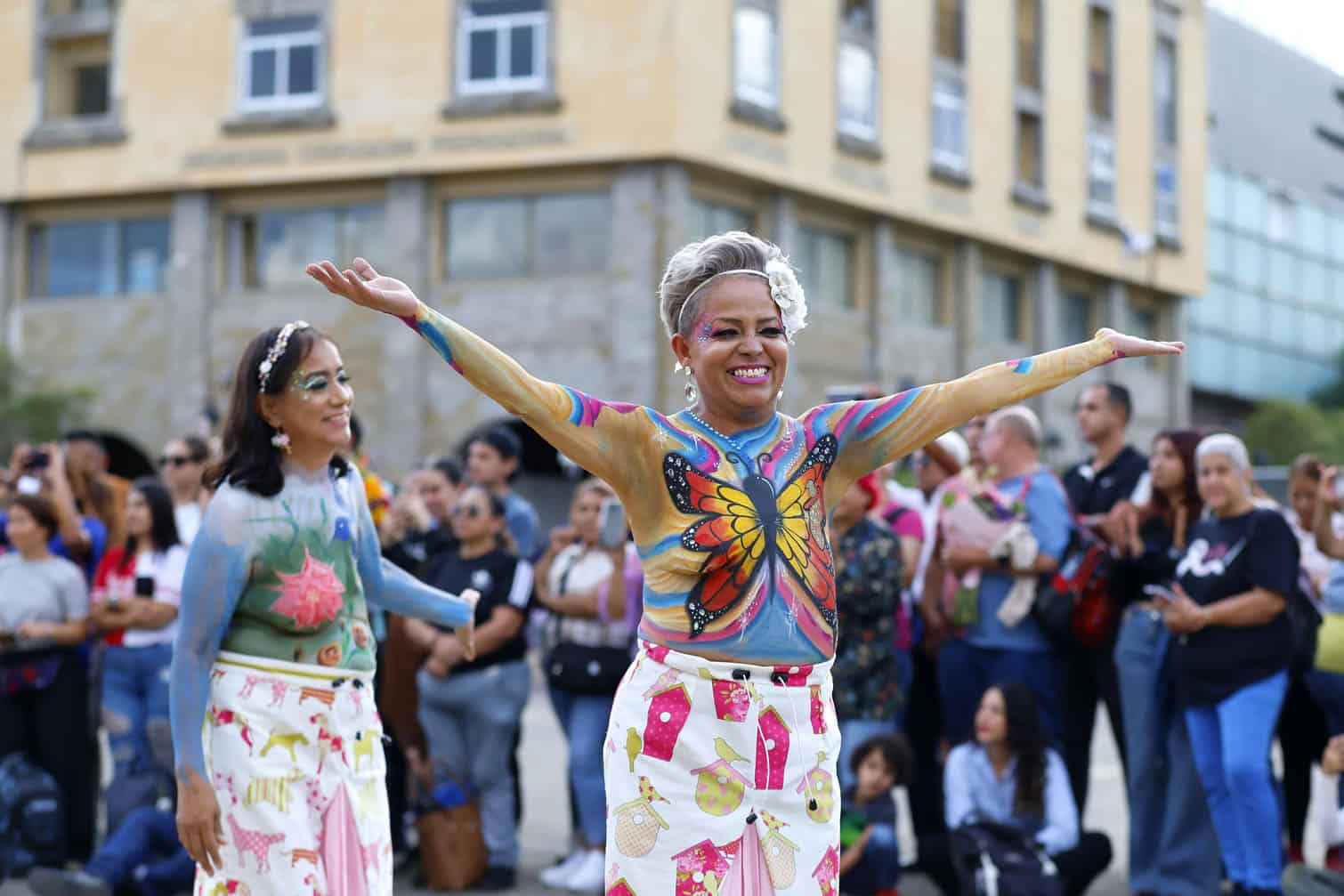 Breast cancer survivors in Mexico hold rally while wearing body paint to dignify their struggle