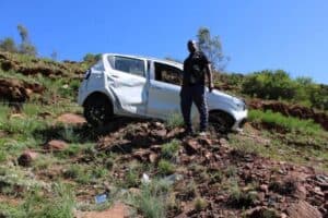 Car goes off road and down a rocky embankment in Roodepoort, Gauteng
