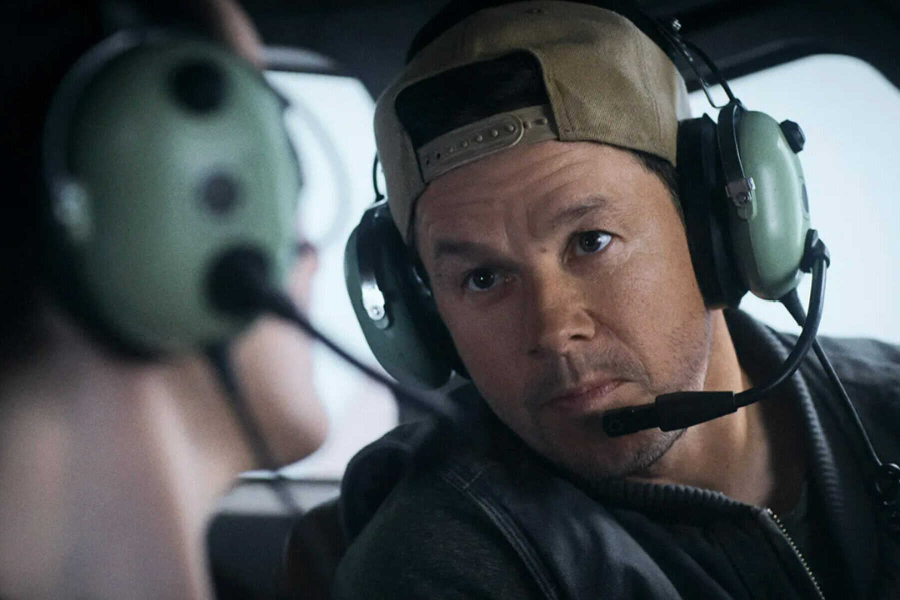 Mark Wahlberg in Flight Risk