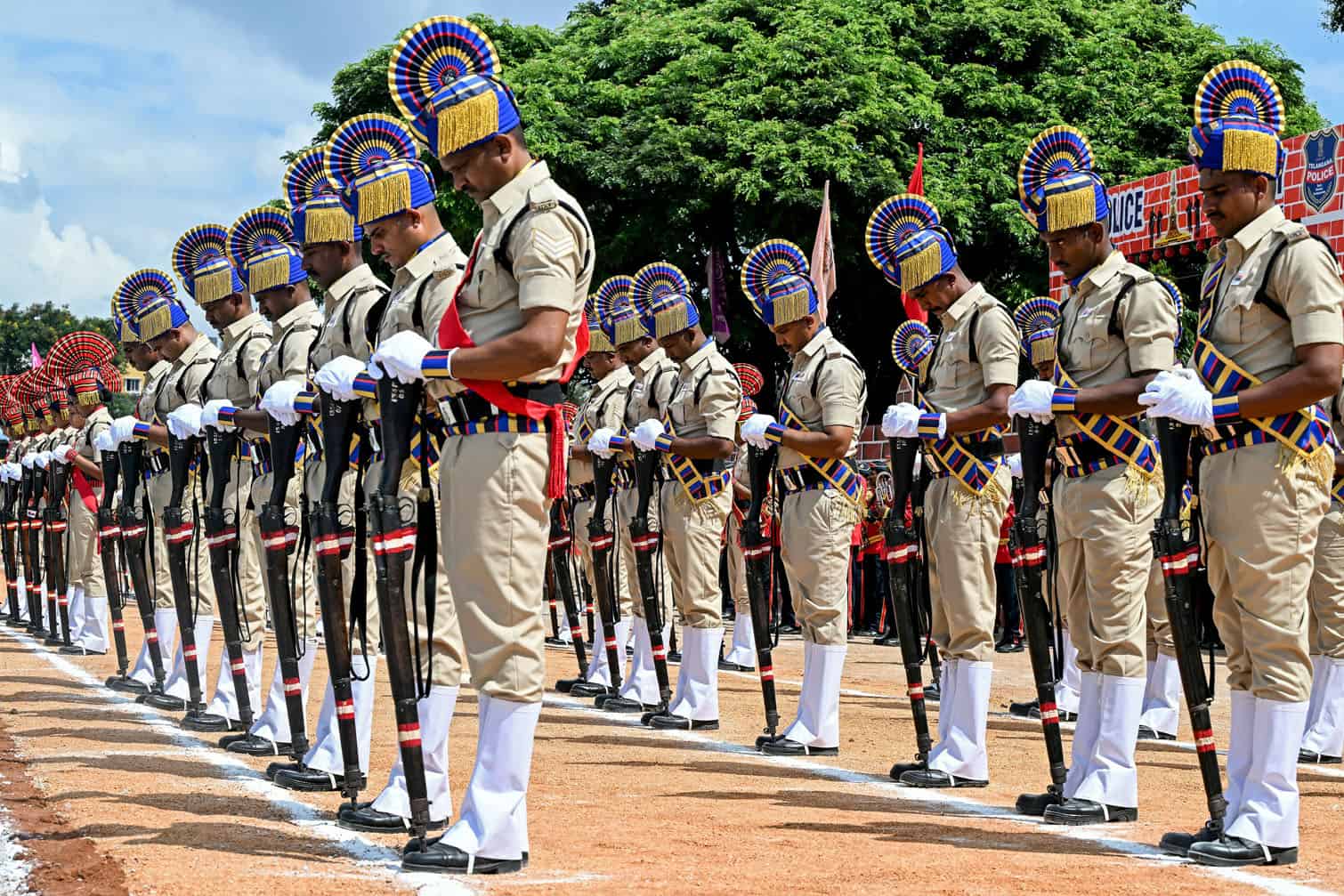 Police personnel pay tribute to slain police officers