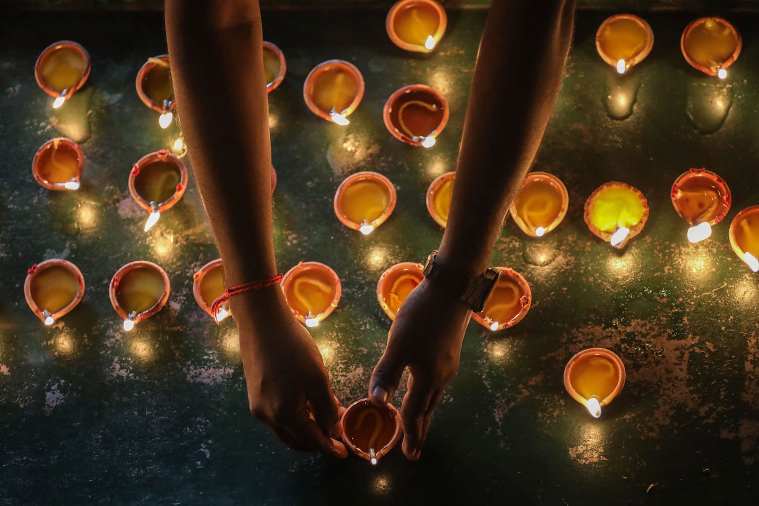 Sri Lankan Hindus celebrate Diwali Festival