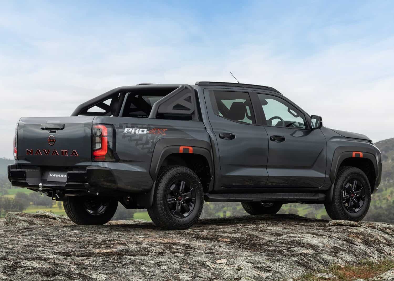 Wrap come off Mitsubishi-based new Nissan Navara