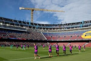 Barcelona hoping Camp Nou return can spark Liga title defence