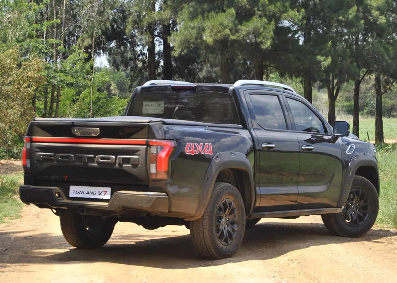 Foton V-Series bakkies arrive in South Africa