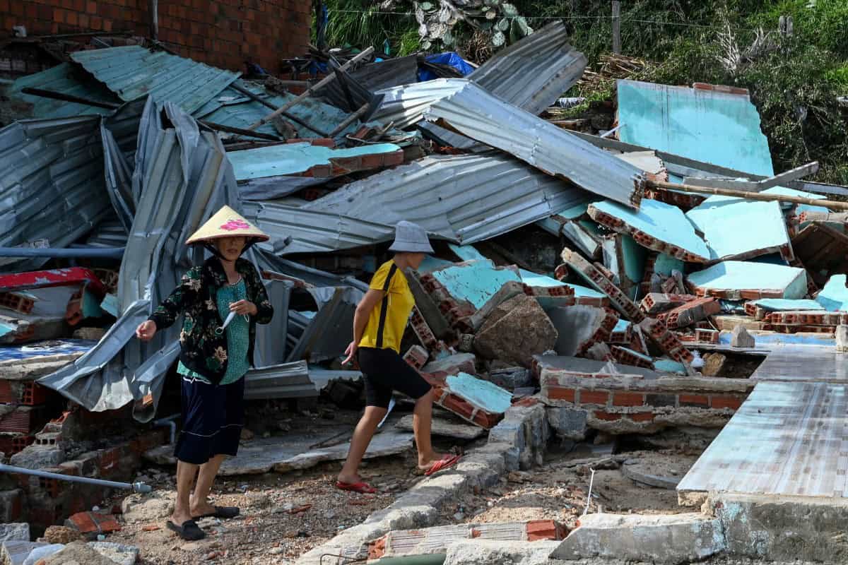Deadly Typhoon Kalmaegi ravages Vietnam, Philippines