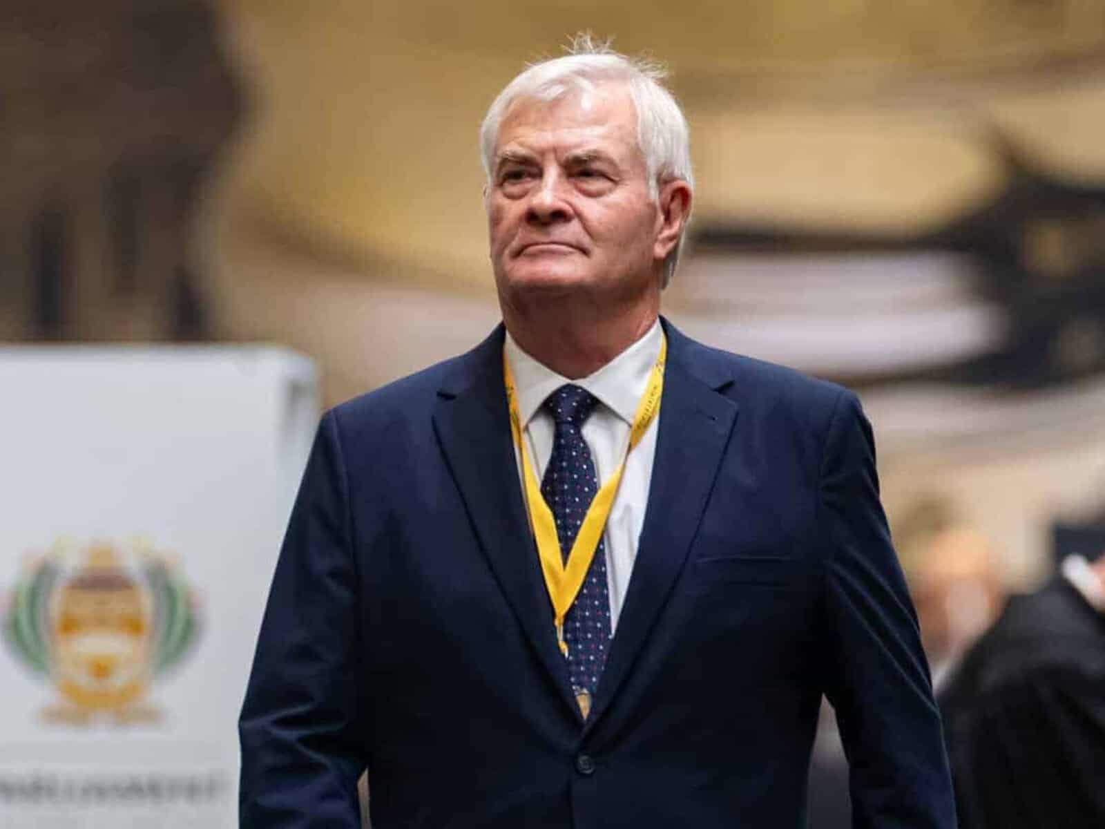 The Portfolio Committee on Correctional Services reprimanded Minister Pieter Groenewald about his comments on corporal punishment.