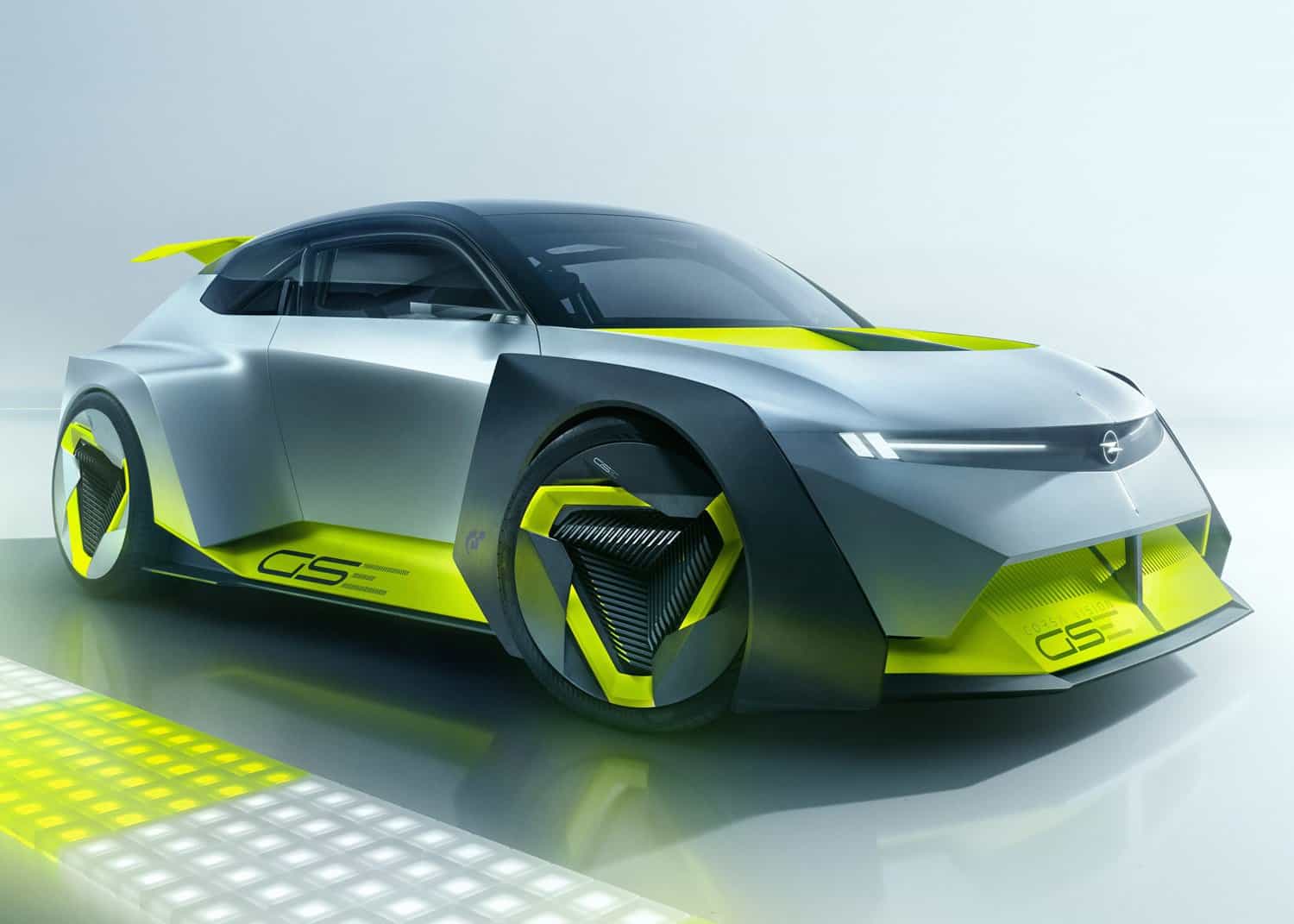 Opel starts teasing facelift Astra