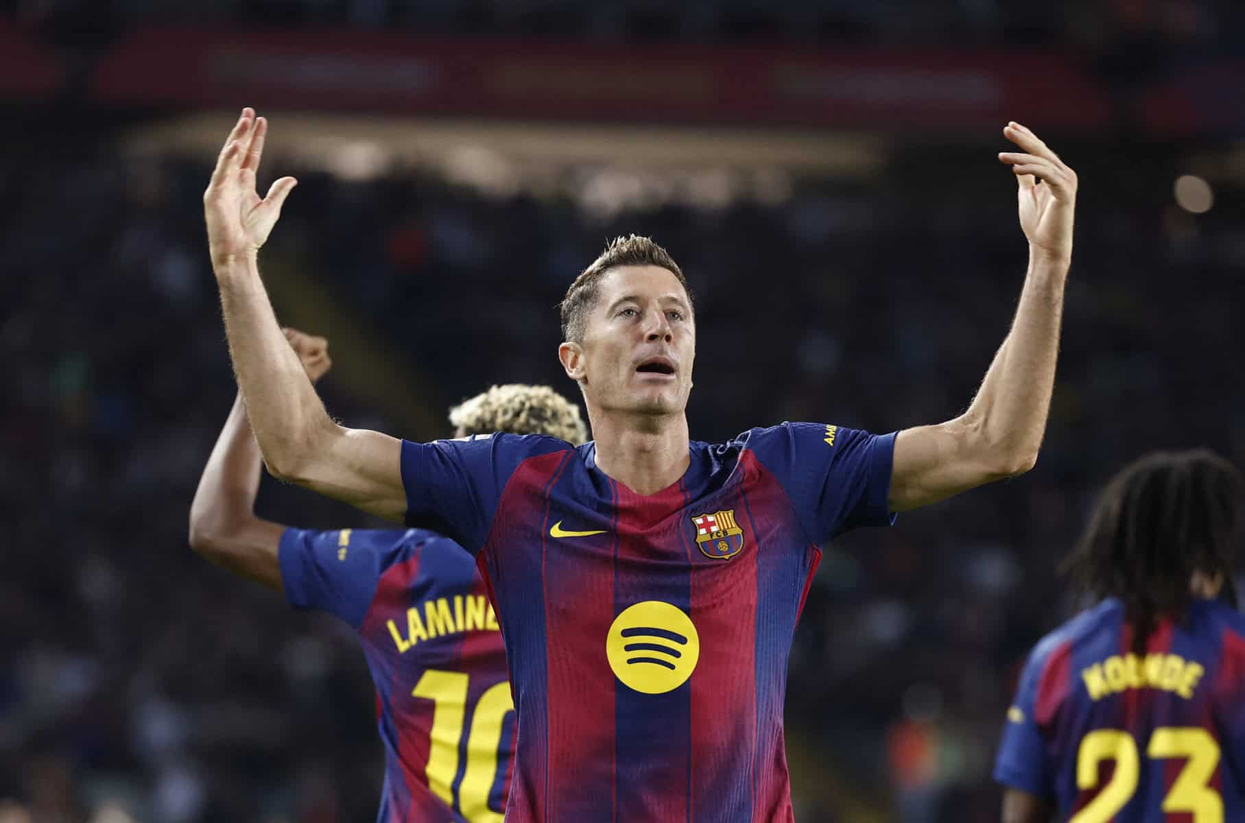 Wounded Barca, shaky Real Madrid need La Liga morale boost